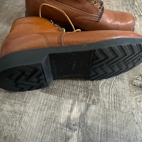 Wolverine Brown Leather Men\'s Boots, oil proof, rare find, excellent boots